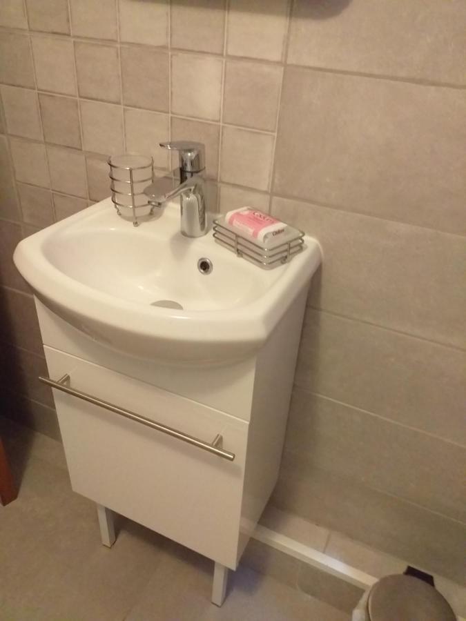 Appartement Mady Арл Екстериор снимка